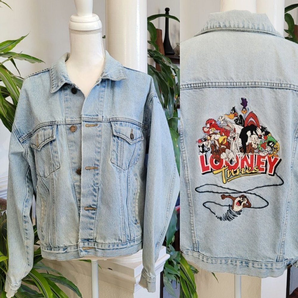 Vintage Warner Bros Studio Store Looney Tunes 1997 Jean Jacket Denim Distressed